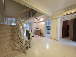 Blk 405 Hong Kah Court (Jurong West), HDB Executive #633325841